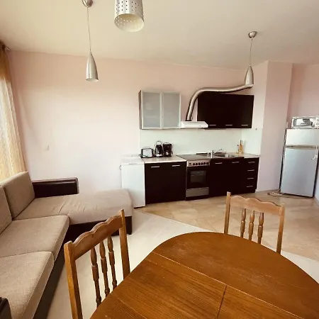 кабакум Apartment Varna